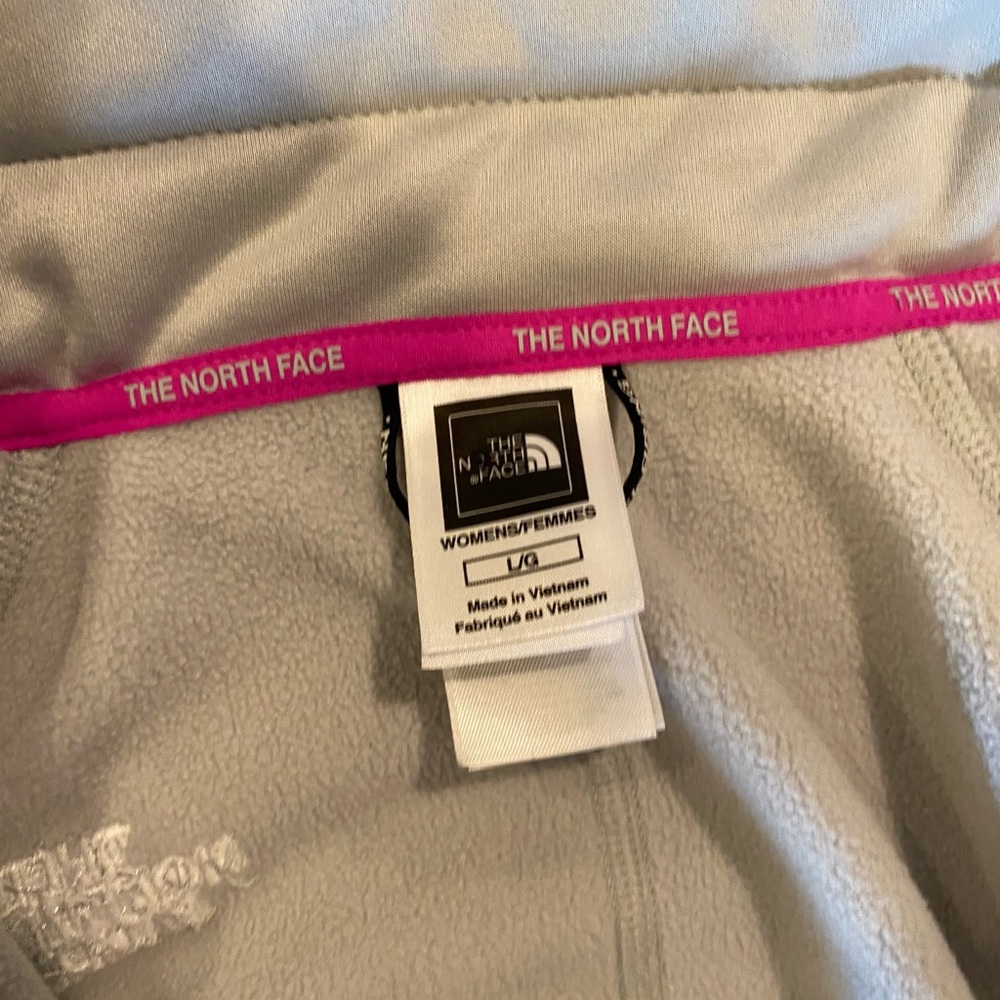 North face jacket - Picture 3 of 5